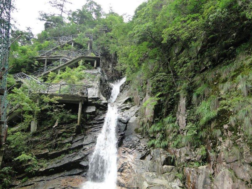 河北保定竞秀区：华南社区“画糖人 剪窗花 过大年”